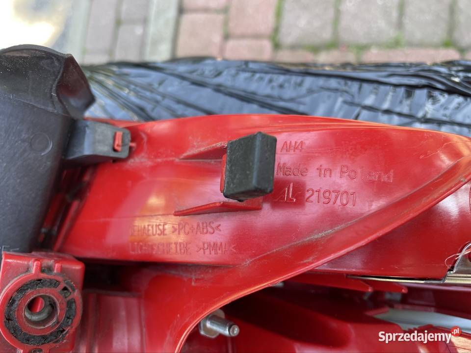 Lampa Lewa tył Audi A4 B8 kombi avant lift 2012 osobowe kujawsko-pomorskie Toruń
