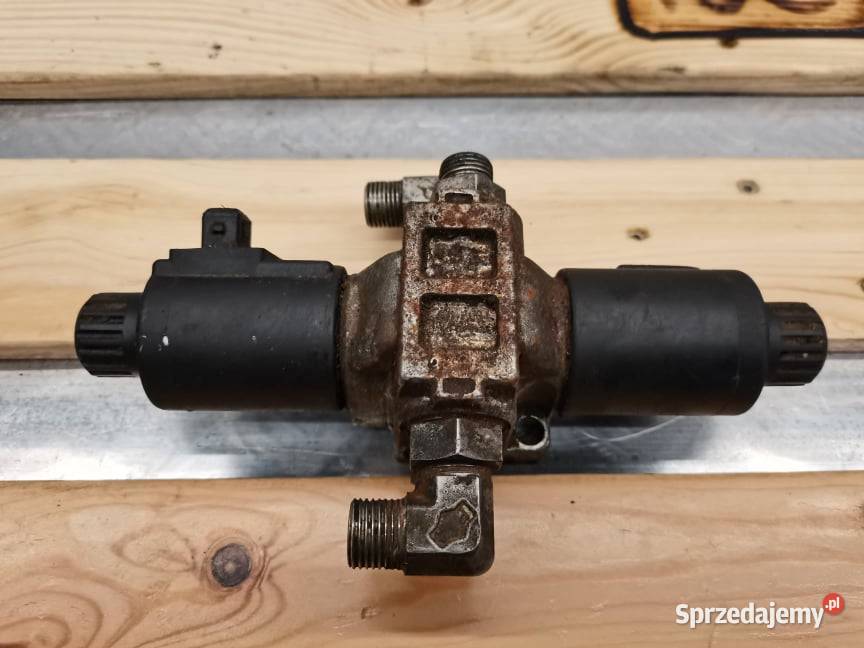 Manitou MLT Blok zaworowy Wilkowo sprzedam