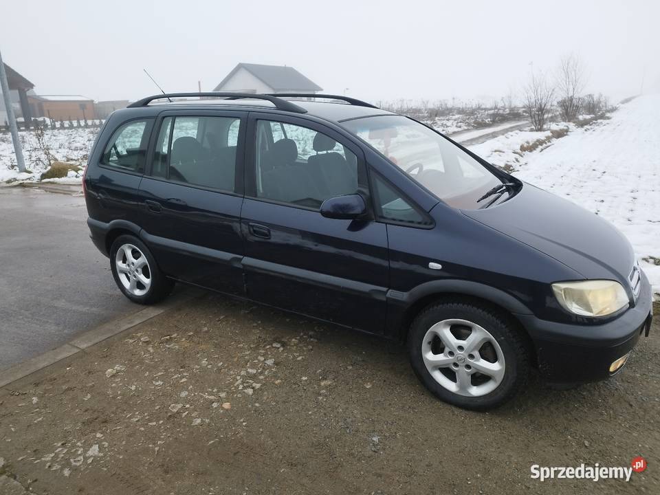 Ładny Opel Zafira 18 benzyna 2002 7 osobowy Zafira Jarocin