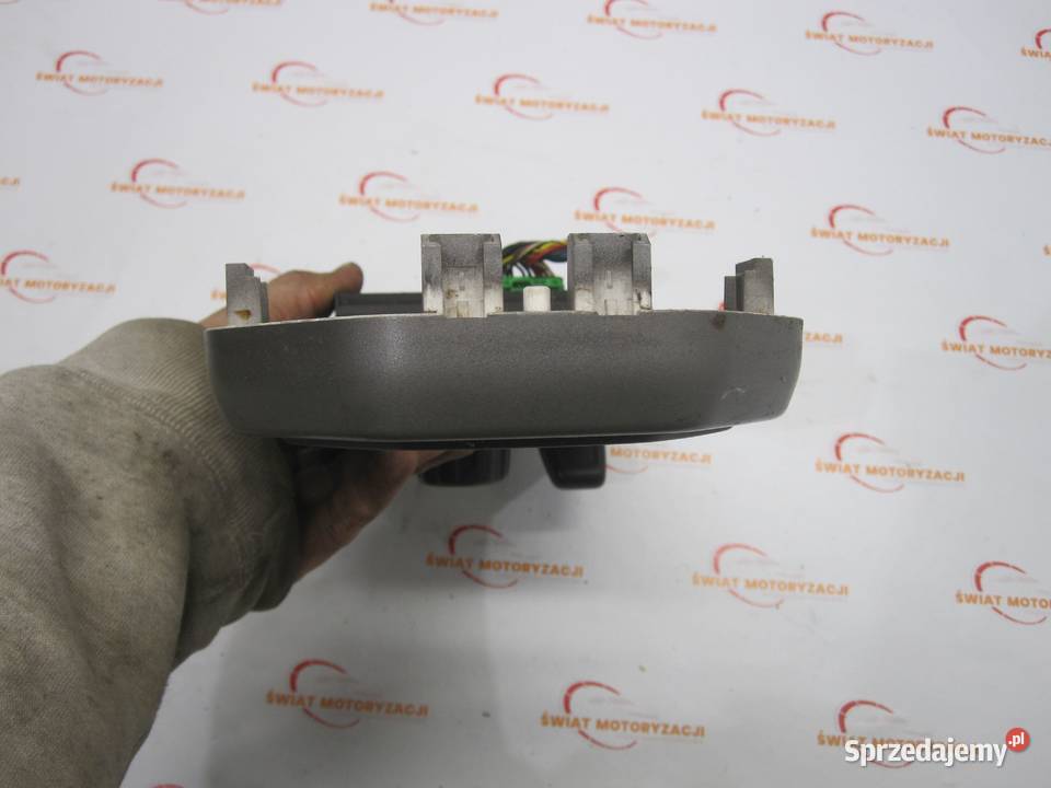 LAND ROVER DISCOVERY 08r ramka panel przełącznik