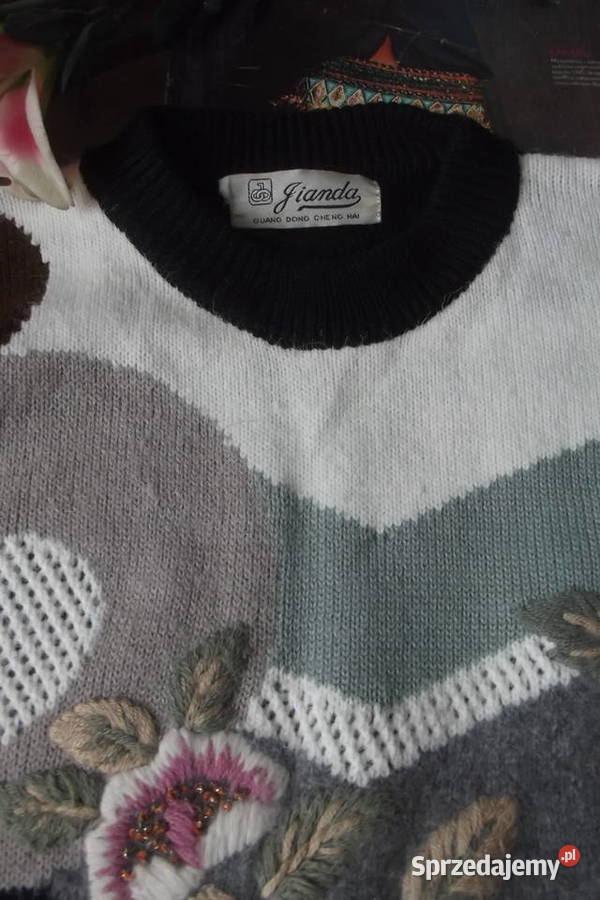 Sweter r44 wyszywane kwiaty Śliczny Swetry i golfy Piekary Śląskie sprzedam