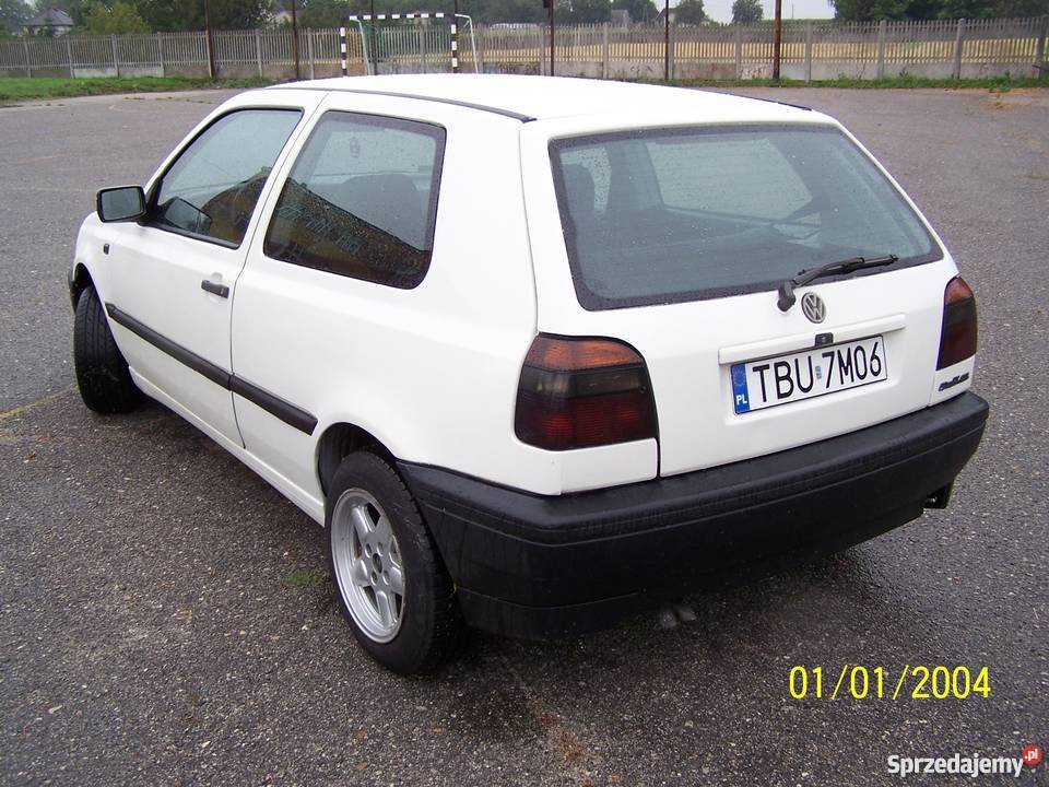 VW Golf 18 LPG Biały Piękny Słupia