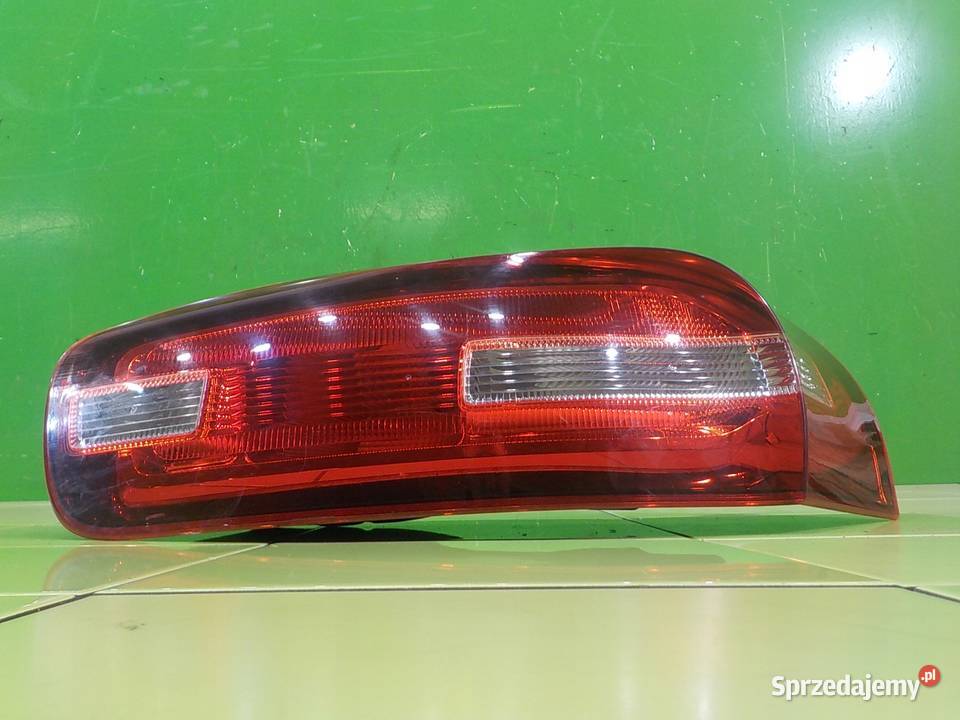 CITROEN C4 PICASSO II 16 EHDI 14r 5D lampa prawy Lampy tylne Suków sprzedam