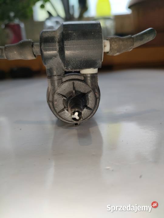 Pompka spryskiwacza Opel Vectra B Łagów