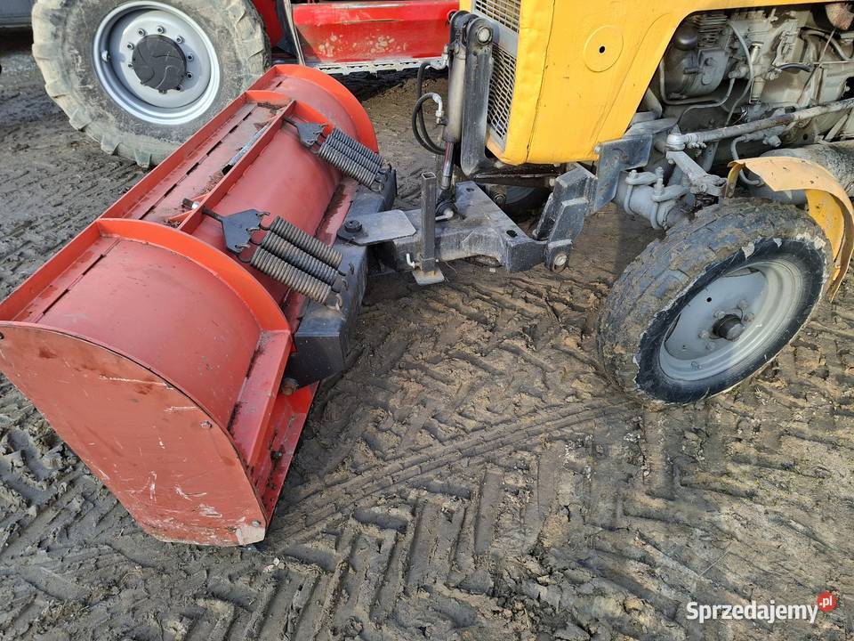Ciągnik Ursus C360 Pług do śniegu Odśnieżarka Dąbrowa Tarnowska