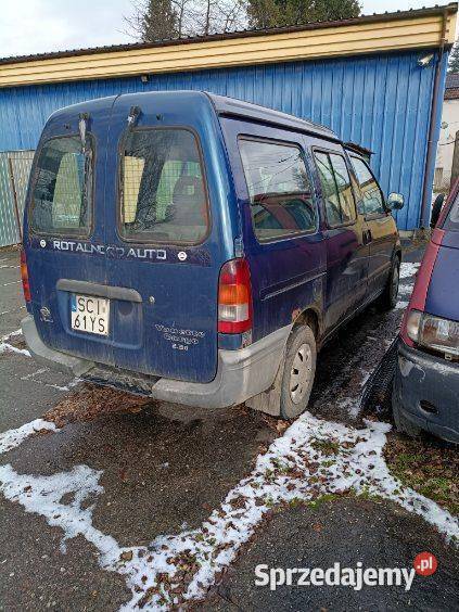 Nissan Vanette 23D osobowy Rok produkcji 2001