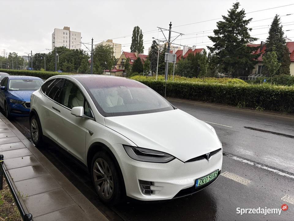 Tesla x Rok produkcji 2017 Warszawa