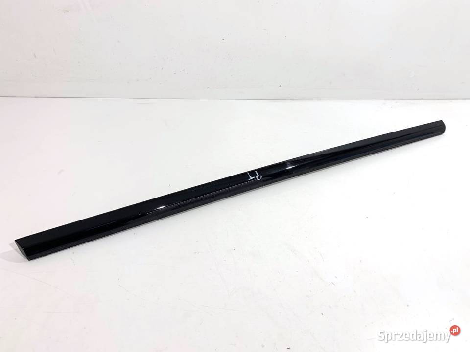 LISTWA ZGARNIAJĄCA TYŁ PRAWY BMW F44 sprzedam
