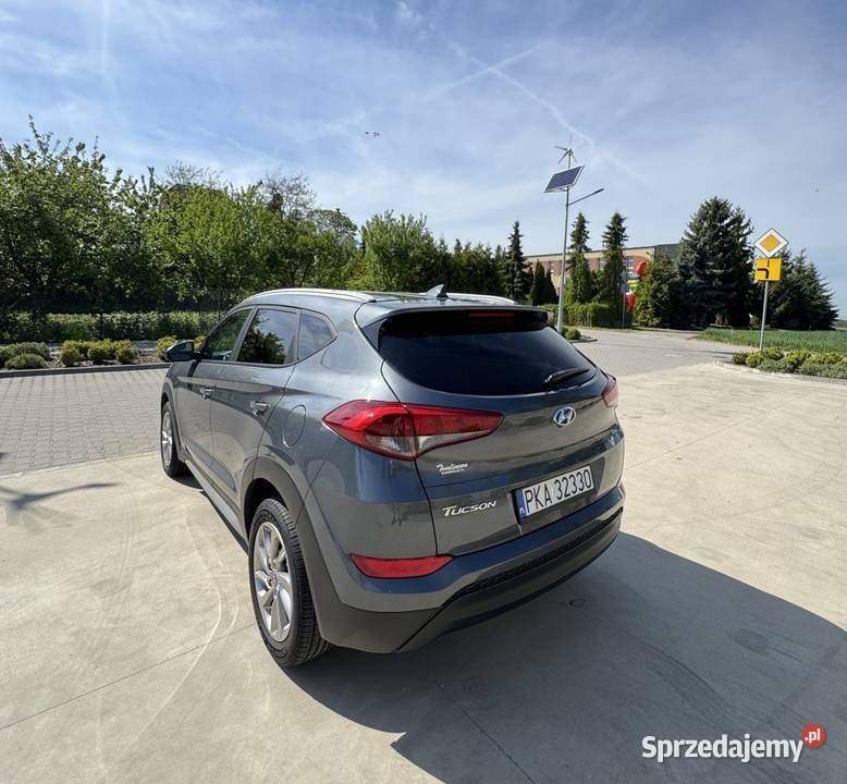 Hyundai Tucson 20 Benzyna Automat SEL Zadbany elektrycznie ustawiane fotele