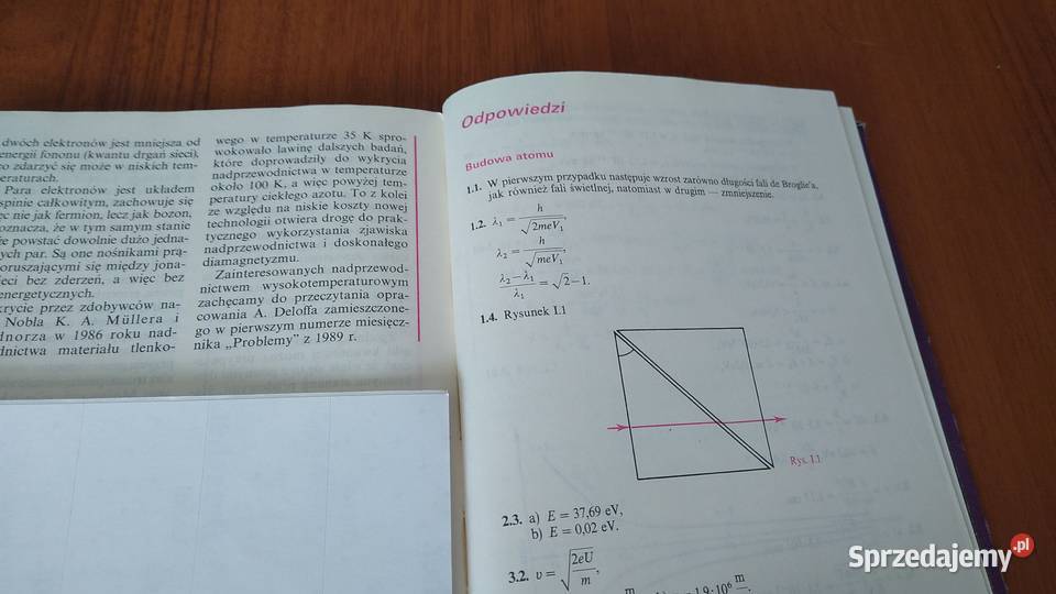 Fizyka z astronomią podręcznik liceum klasa 4 Gdańsk