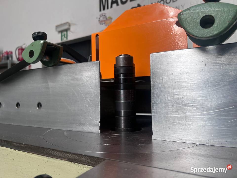 Frezarka dolnowrzecionowa SCM T130 Juszczyn sprzedam