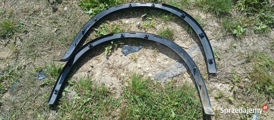 Plastikowe listwy nakładki błotnika sierpy Jaksice