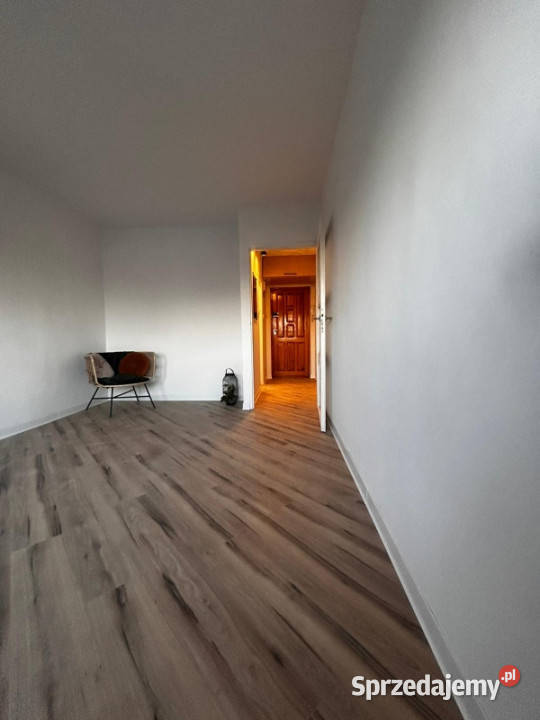 Przytulne 2pokoje Balkon Oddzielna kuchnia Metro