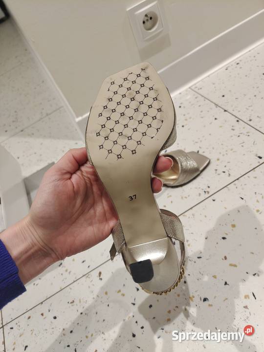 Szpilki 37skóra naturalnanowe karino Karino Sandały i klapki Konin