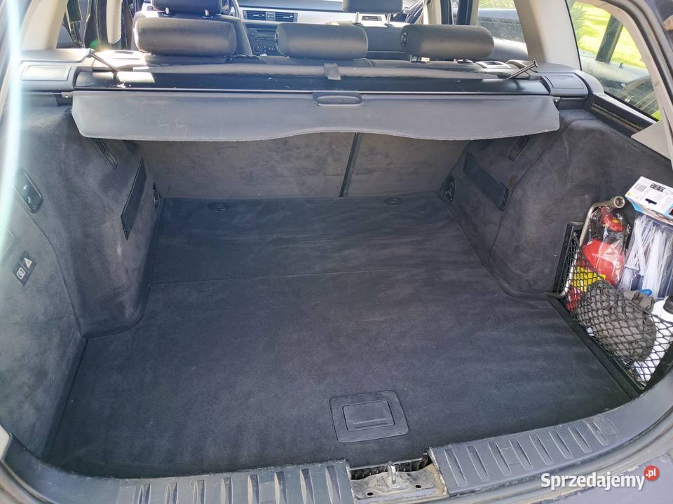 Sprzedam BMW e91 318d manualna Boruja Kościelna