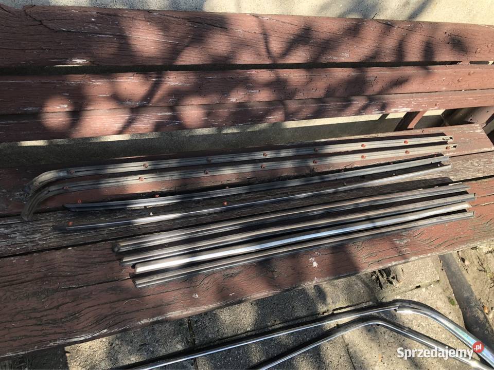 Listwy boczne Mercedes W 123 beczka komplet Konstantynów Łódzki