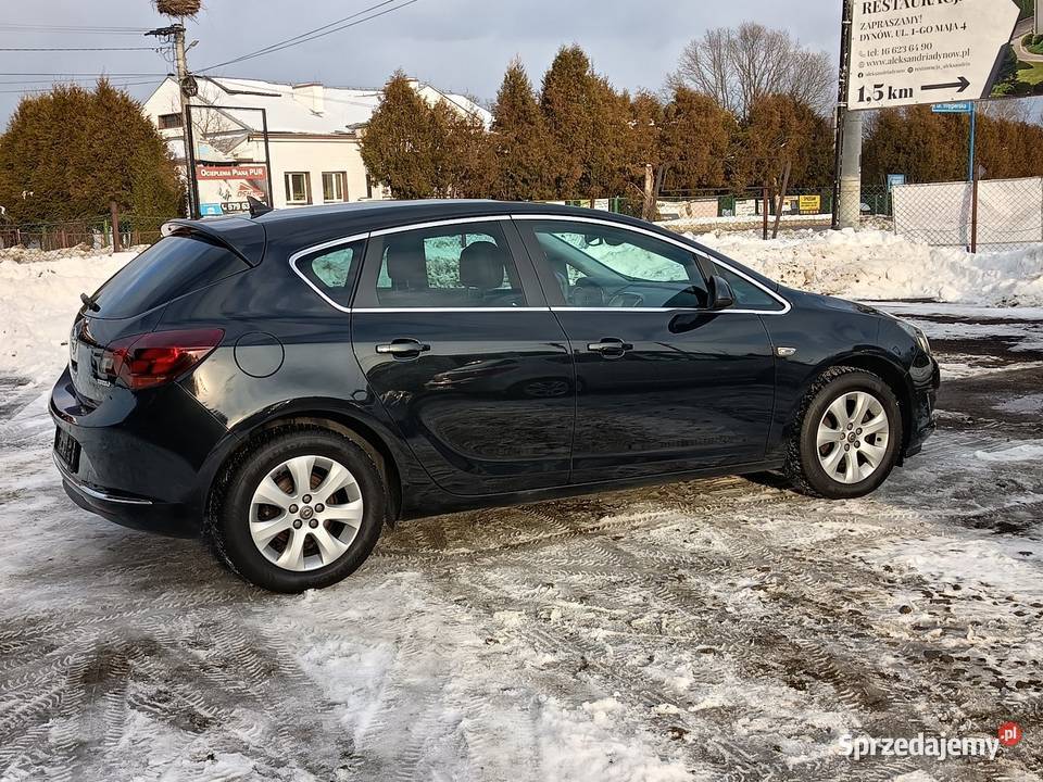 2014 Opel Astra J 14 TURBO 140 nowe opony zimowe immobilizer Dynów
