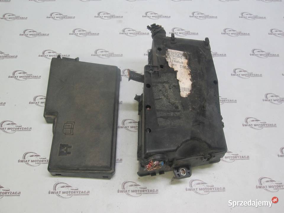 FORD FOCUS MK3 III 13r skrzynka bezpieczników