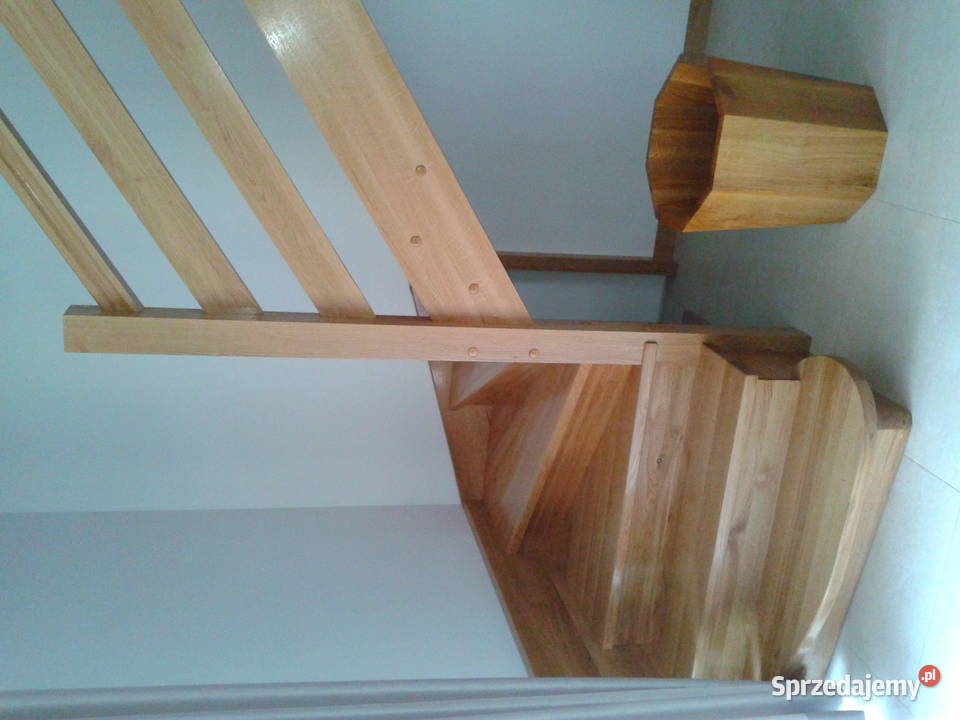 Schody drewniane ażurowe Oszczepalin Pierwszy