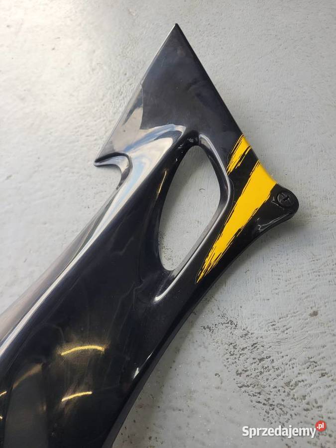 HONDA CBR 600 F 3 PC31 9U OEM OWIEWKA PRAWA Nowy Tomyśl