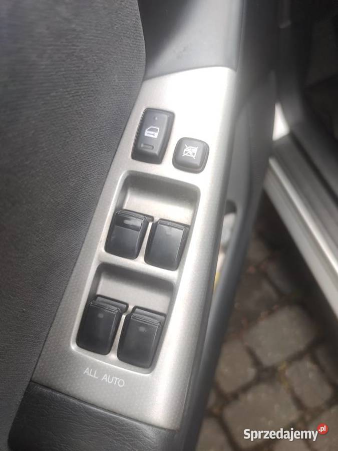sprzedam Toyota Corolla 16 benzyna 2002 110KM Zawiercie