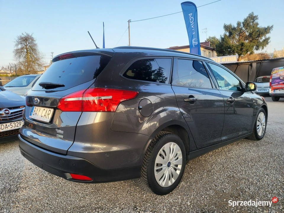 Ford Focus 10 125 I Właściciel Przebieg 103 ASO Pabianice