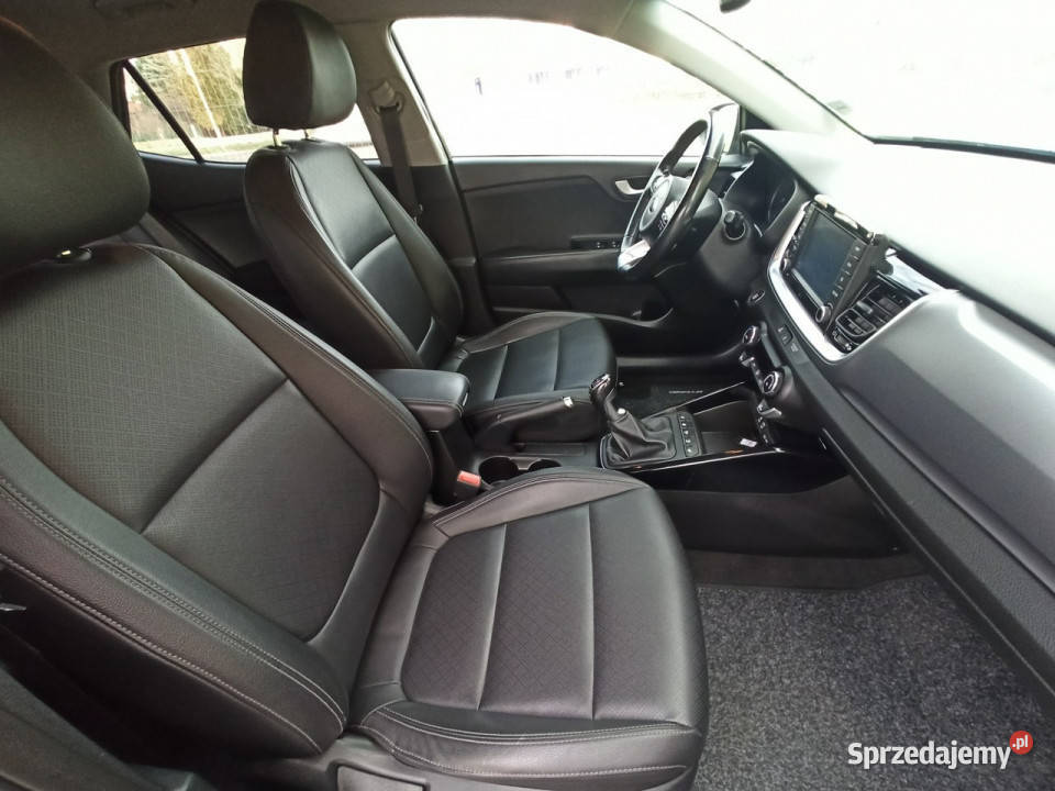 Kia Stonic najbogatsza wersja bezwypadkowy Stonic Rzeszów sprzedam