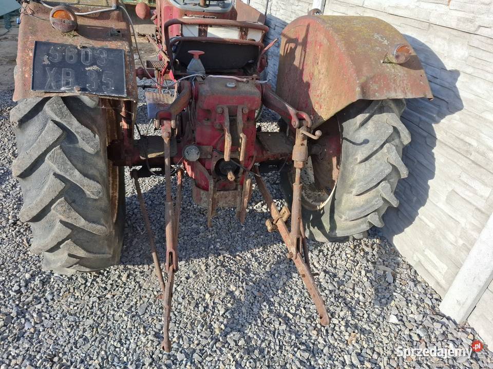 Mc cormick f240 ciagnik c 330 Chobrzany