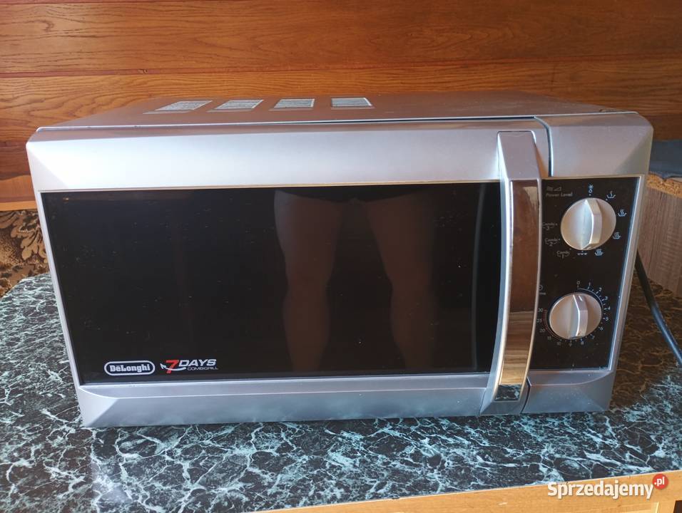 Mikrofala DeLonghi
