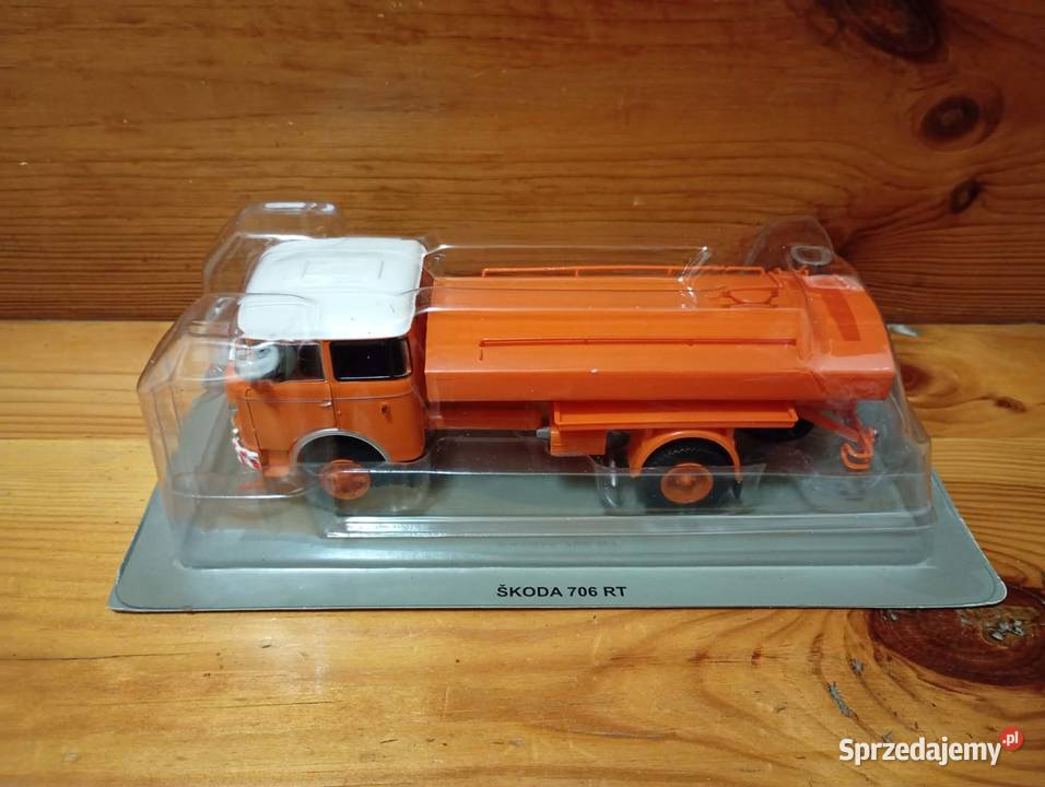 SKODA LIAZ 706 RT Polewaczka deagostini 143 Warszawa