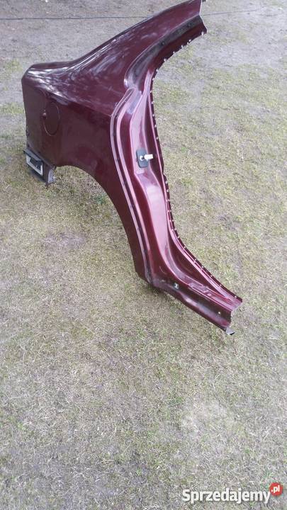 Błotnik tył prawy SAAB 93 numer lak 284 osobowe Gąba