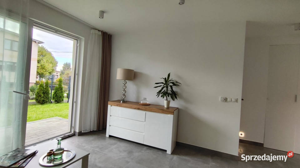 35m 40 m OGRÓD pod górami 2 miejsca parkingowe Bielsko-Biała sprzedam