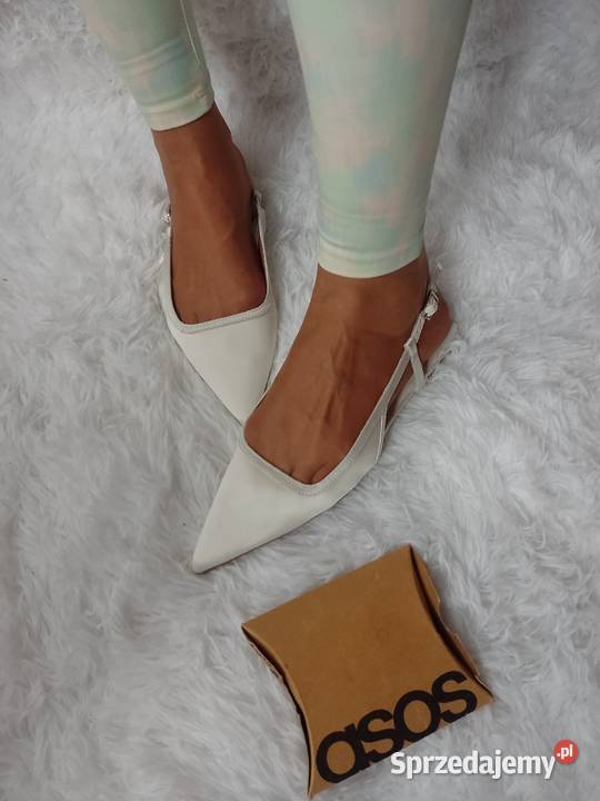38 ASOS Design Białe baleriny z odkrytą piętą z Balerinki sprzedam