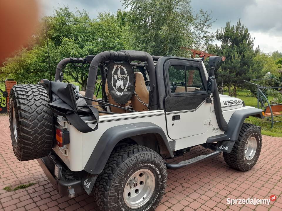Sprzedam jeep wrangler 25 sport manual Madaje Nowe