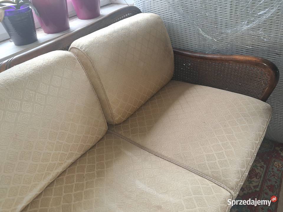 ZABYTKOWA SOFA Z DWOMA FOTELAMI WIKLINOWO