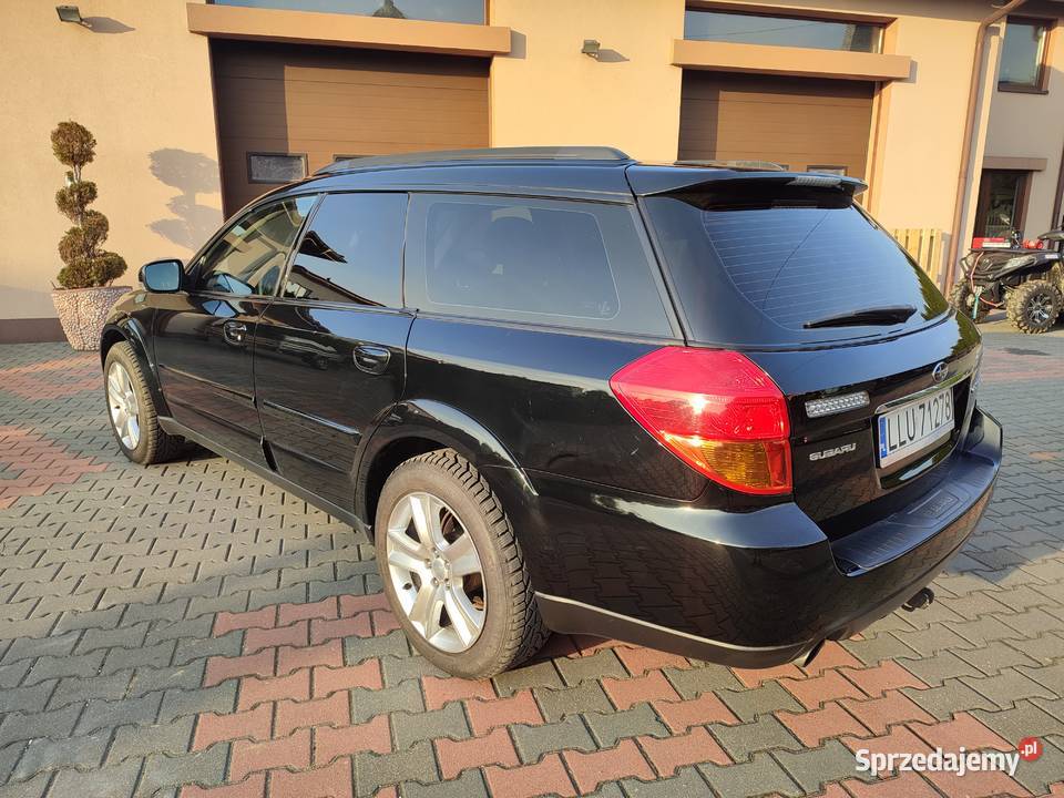 Subaru Outback 30 H6 245HP Świeży gaz Rok produkcji 2006 Łuków