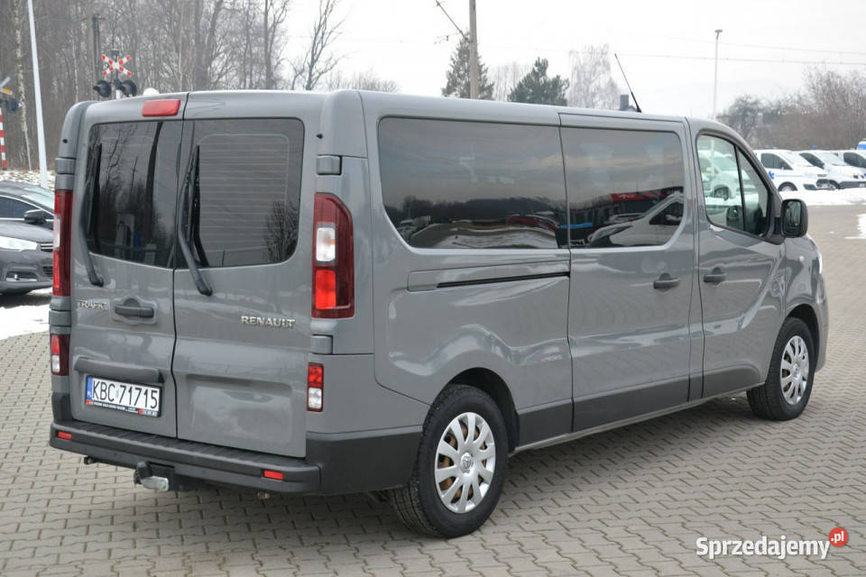 Renault Trafic long 9cio osobowy nawiewy tył 16 281279km Trafic Kęty sprzedam