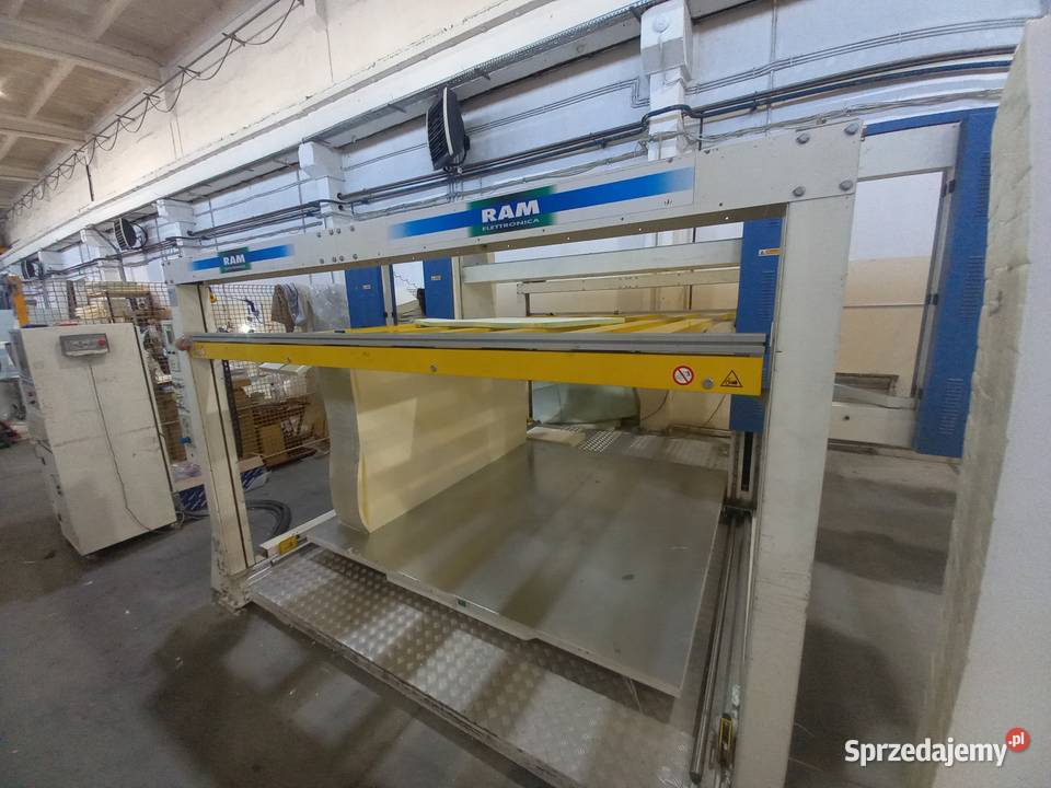 Firma sprzeda konturowa maszynę CNC RAM do Bydgoszcz