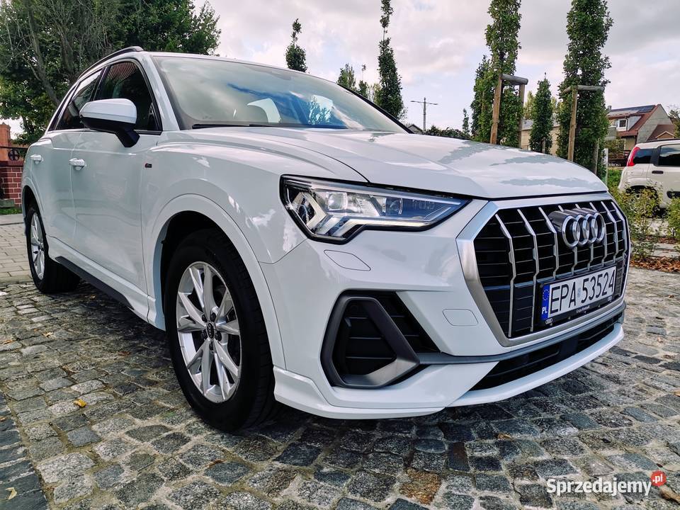 Audi Q3 S line Matrix Faktura Vat 23 światła do jazdy dziennej