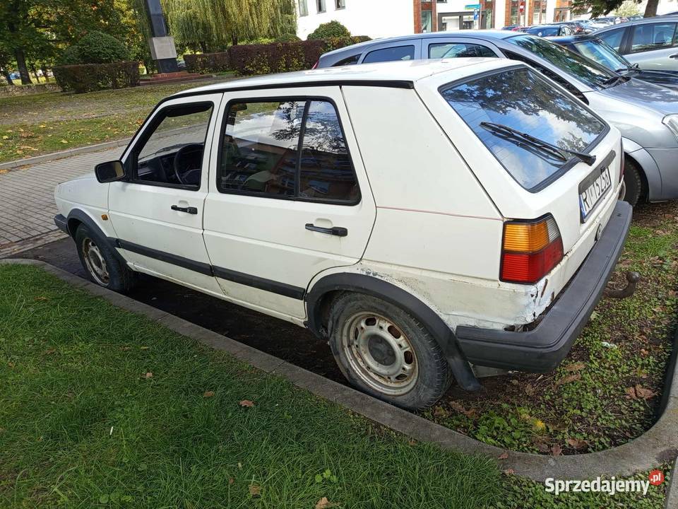 Volkswagen Golf 2 13 Benzyna 1990 Oc na Tarnobrzeg