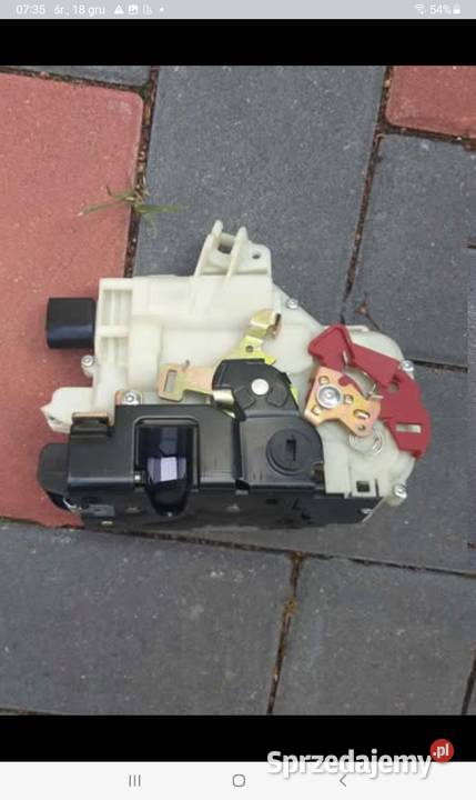 Zamek drzwi VW Golf V Ługi sprzedam