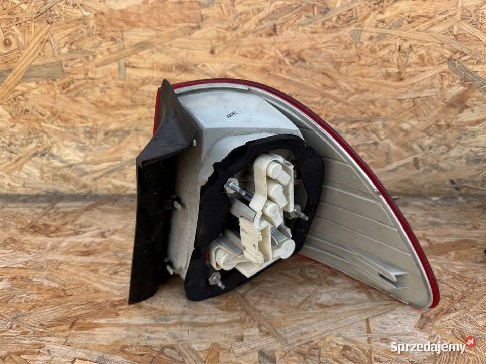 Lampa tył tylna lewa LH BMW e90 e91 lift lci Międzychód