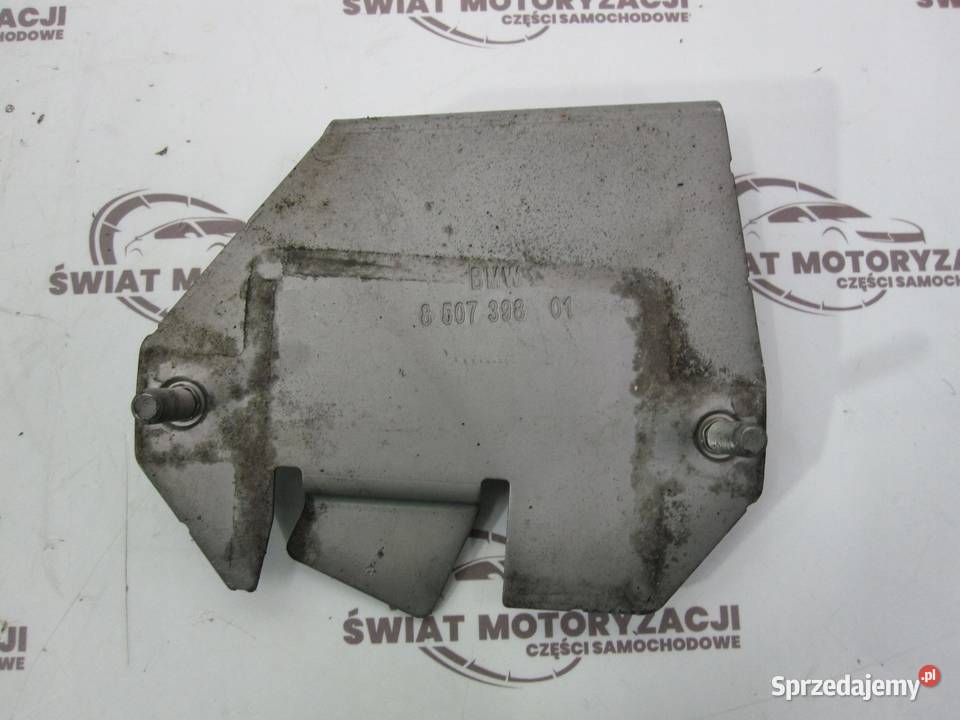 BMW 1 20 D N47D20C 139 mocowanie modułu świec Układ elektryczny, zapłon