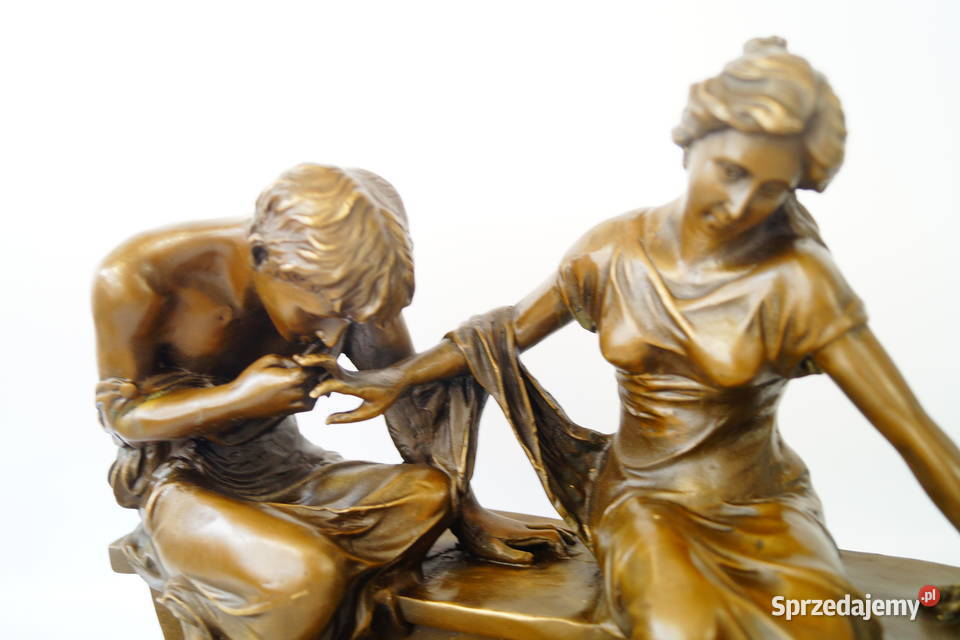 Figura z brązu Zakochani zaręczyny rzeźba piękna Gizałki