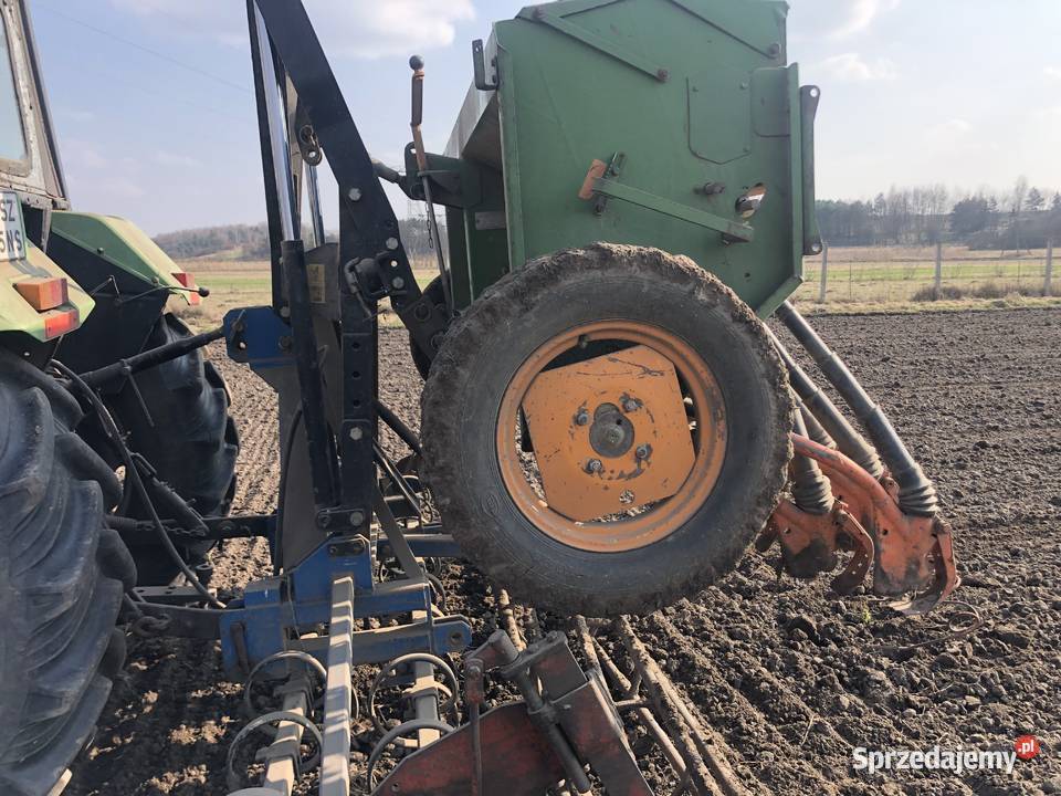 Siewnik Amazone D7 z agregatem siewnym 25m nieuszkodzony Siewniki i sadzarki świętokrzyskie Jasień