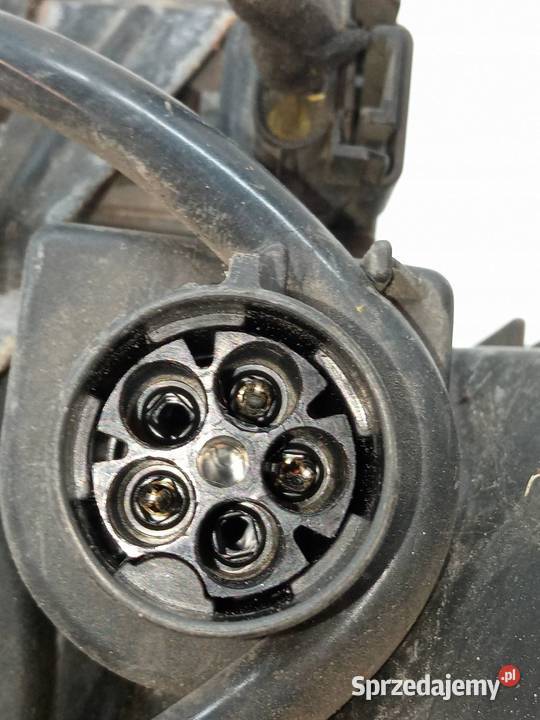LAMPA PRZÓD LEWA XENON 24406226LH Opel Omega III Rok produkcji 2001 sprzedam