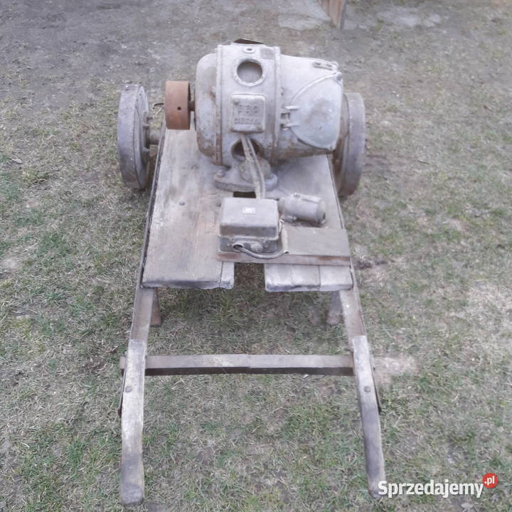 Zabytek Silnik starodawny na wózku Międzyrzec Podlaski sprzedam