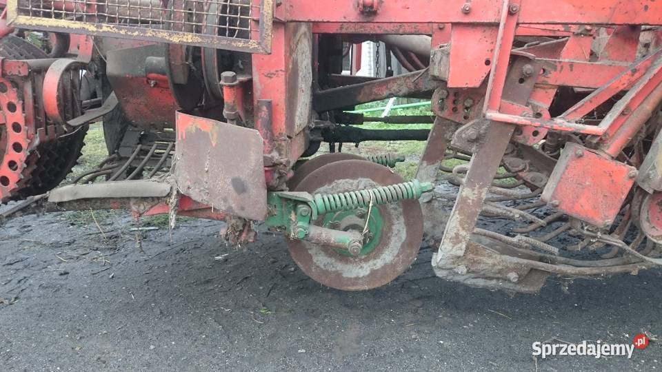 Kombajn Neptun nieuszkodzony Młynice