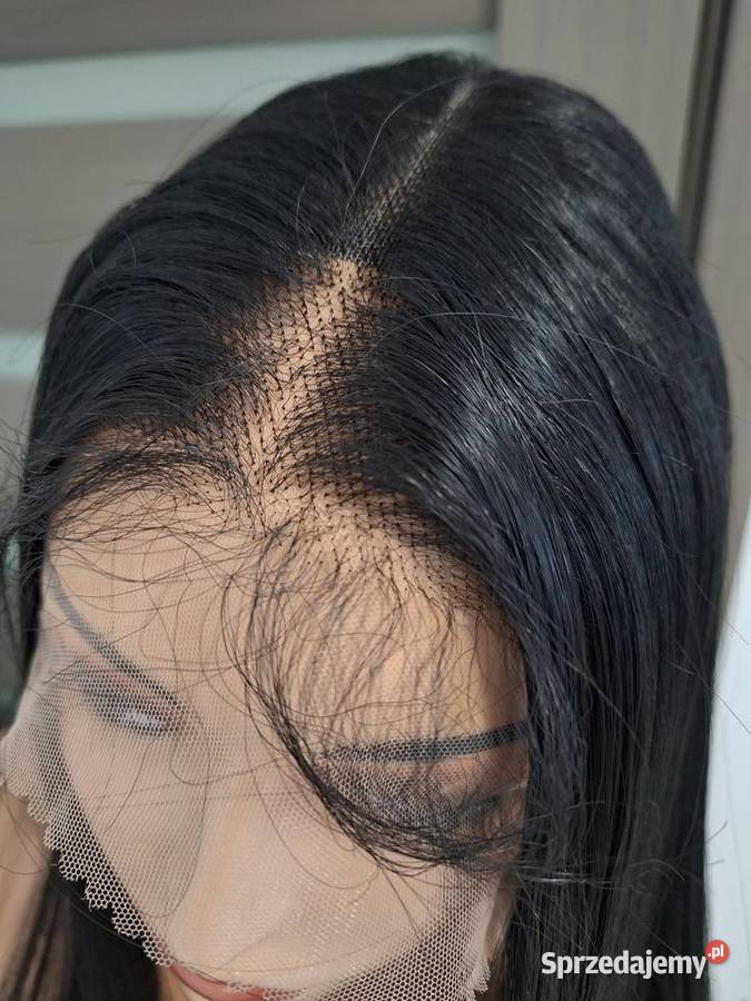 Czarny długi koronkowy peruk