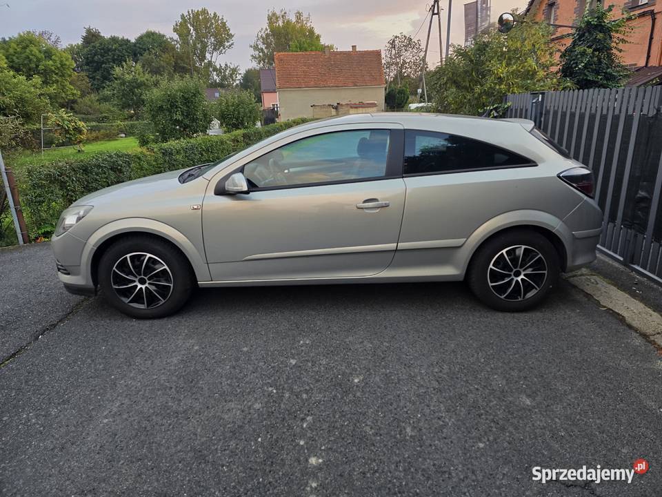 Opel Astra 16 GTC 2006r Klima PANORAMA Ładna aluminiowe felgi Polkowice